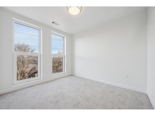 639 29th St 209, Denver, CO 80205