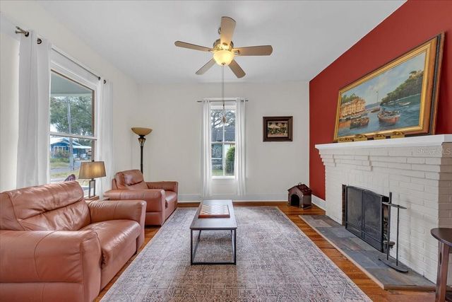 4108 N LYNN AVENUE, Tampa, FL 33603