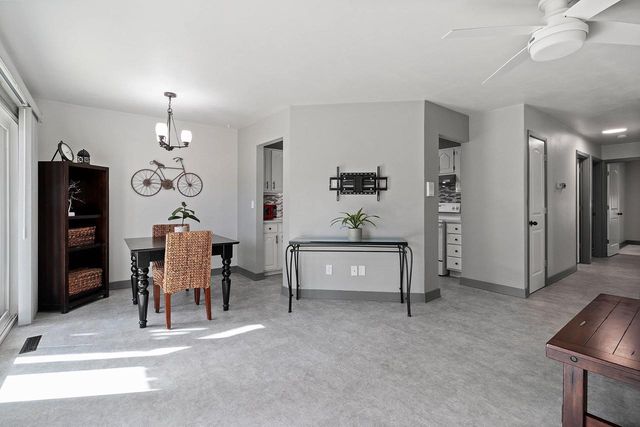 2964 MOSSY OAK CIRCLE, Green Bay, WI 54311