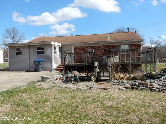 9502 Farmers Ln, Louisville, KY 40118