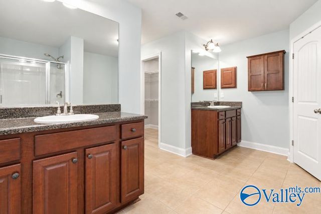 520 Summer Cove Circle NW, Madison, AL 35757