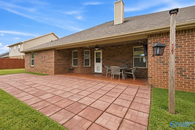 520 Summer Cove Circle NW, Madison, AL 35757