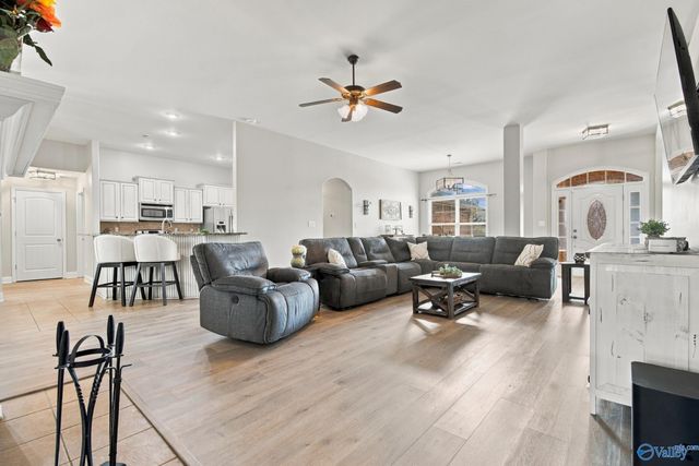 520 Summer Cove Circle NW, Madison, AL 35757