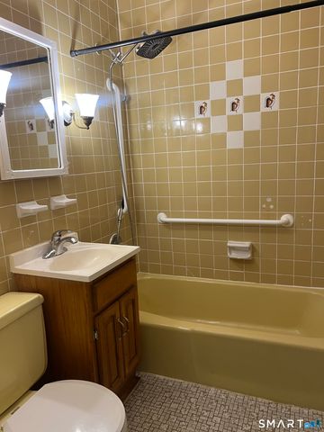 118 Cambridge Street, West Hartford, CT 06110