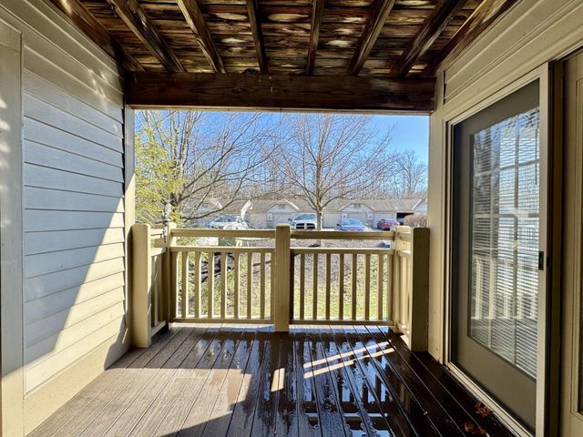 568 Cloverfield Lane, 201, Fort Wright, KY 41011