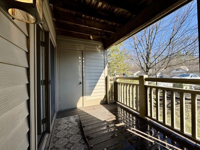 568 Cloverfield Lane, 201, Fort Wright, KY 41011