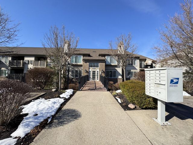 568 Cloverfield Lane, 201, Fort Wright, KY 41011