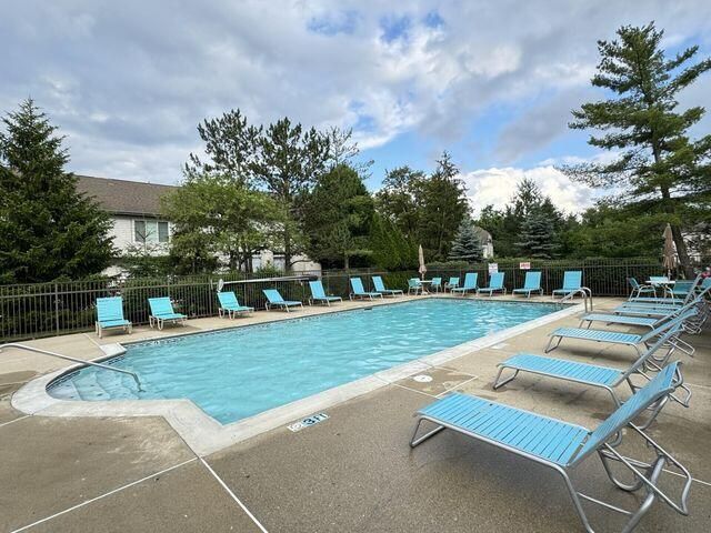 568 Cloverfield Lane, 201, Fort Wright, KY 41011