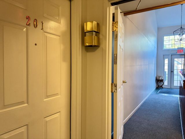 568 Cloverfield Lane, 201, Fort Wright, KY 41011