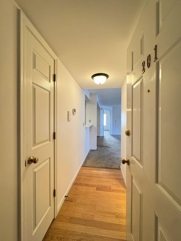 568 Cloverfield Lane, 201, Fort Wright, KY 41011