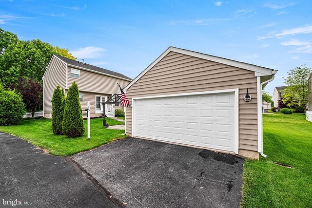 15 BLUE BIRD LN, Cochranville, PA 19330