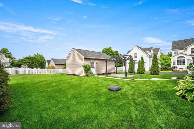 15 BLUE BIRD LN, Cochranville, PA 19330