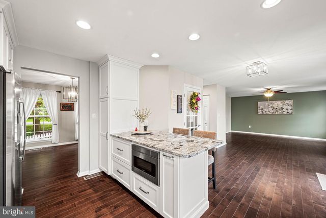15 BLUE BIRD LN, Cochranville, PA 19330