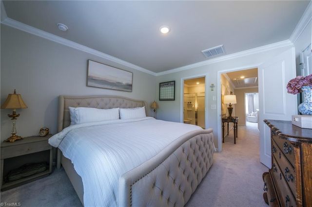 3160 Fall Hills Drive, Winston-salem, NC 27103