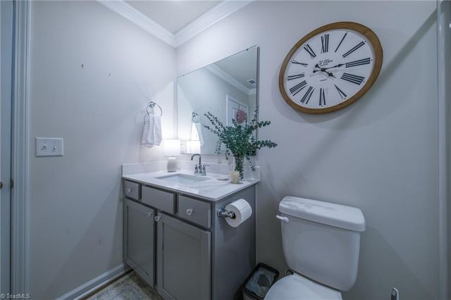 3160 Fall Hills Drive, Winston-salem, NC 27103