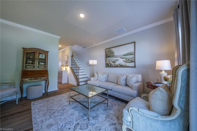 3160 Fall Hills Drive, Winston-salem, NC 27103