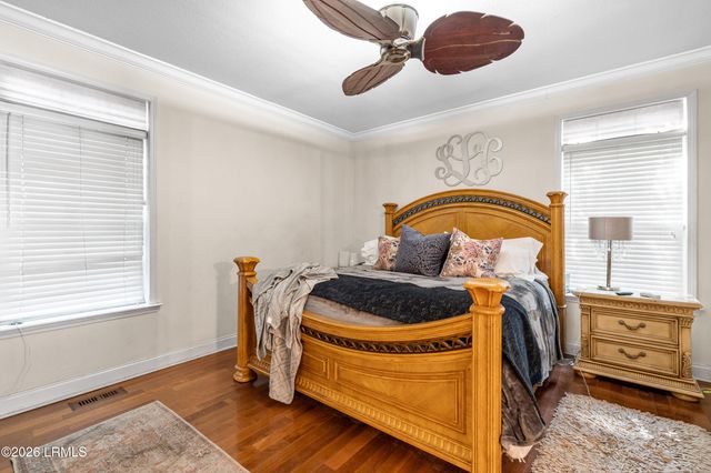 1 E River Drive, Beaufort, SC 29907