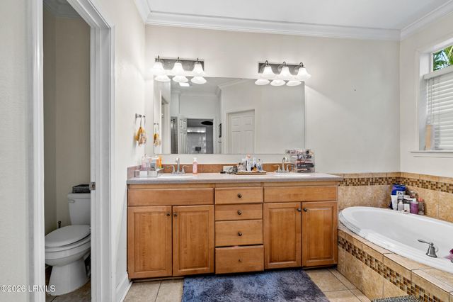 1 E River Drive, Beaufort, SC 29907