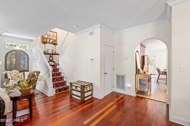 1 E River Drive, Beaufort, SC 29907