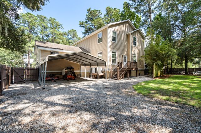 1 E River Drive, Beaufort, SC 29907