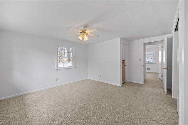 54 Pine LN, Windsor, VA 23487