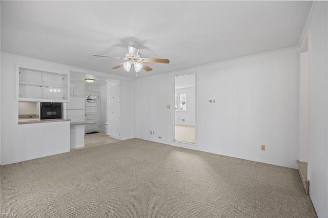 54 Pine LN, Windsor, VA 23487