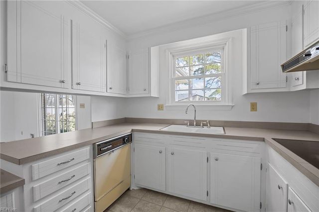 54 Pine LN, Windsor, VA 23487