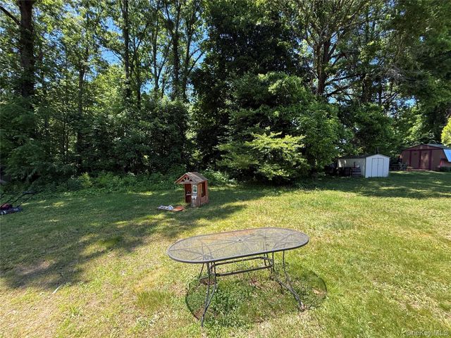 514 Mark Twain Drive, Walden, NY 12586