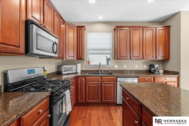 14819 Grebe Street, Bennington, NE 68007
