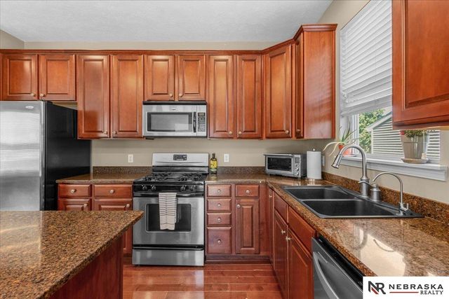 14819 Grebe Street, Bennington, NE 68007