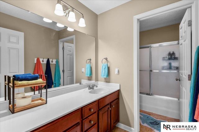 14819 Grebe Street, Bennington, NE 68007