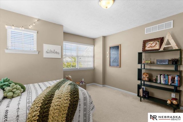 14819 Grebe Street, Bennington, NE 68007
