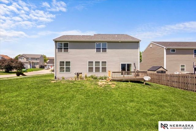 14819 Grebe Street, Bennington, NE 68007