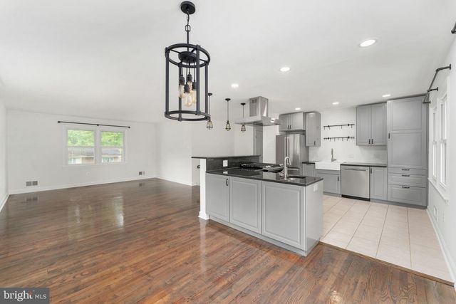 13003 ORLEANS ST, Woodbridge, VA 22192