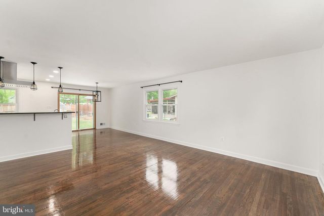 13003 ORLEANS ST, Woodbridge, VA 22192
