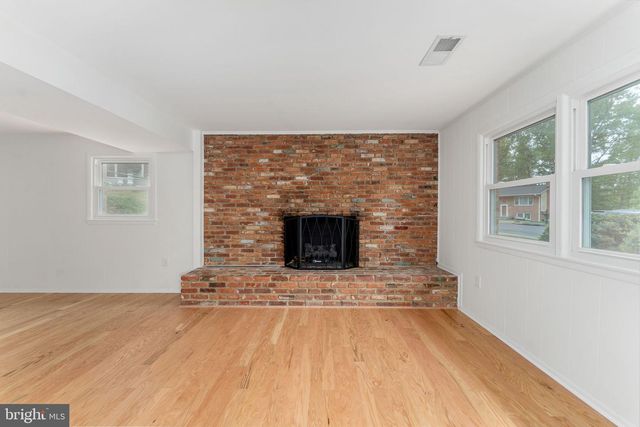 13003 ORLEANS ST, Woodbridge, VA 22192