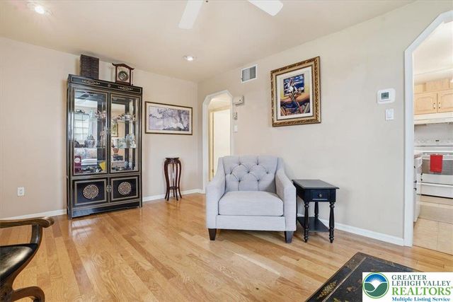 1740 Lansdale Avenue, Bethlehem City, PA 18017