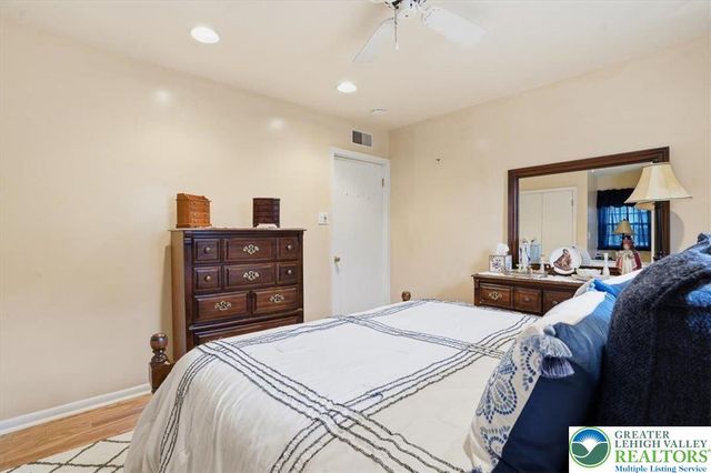 1740 Lansdale Avenue, Bethlehem City, PA 18017