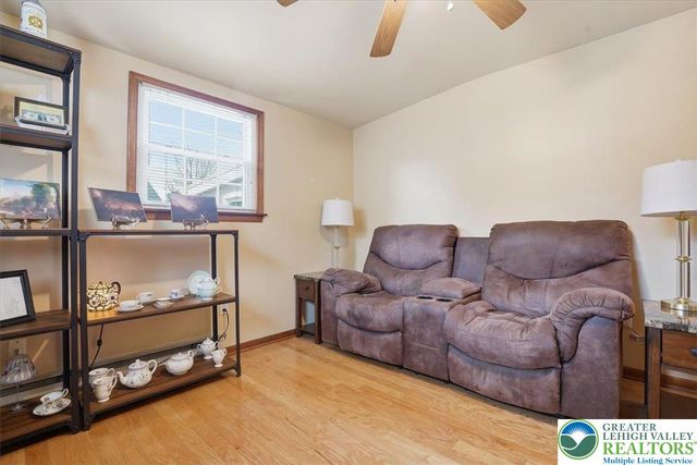 1740 Lansdale Avenue, Bethlehem City, PA 18017