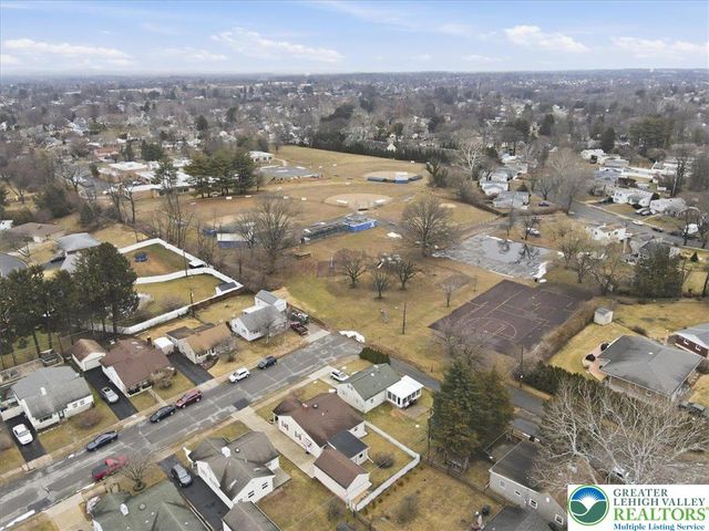 1740 Lansdale Avenue, Bethlehem City, PA 18017