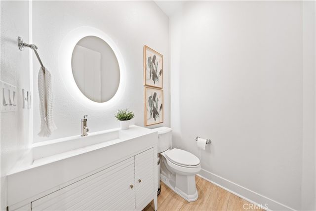 114 Interstellar, Irvine, CA 92618
