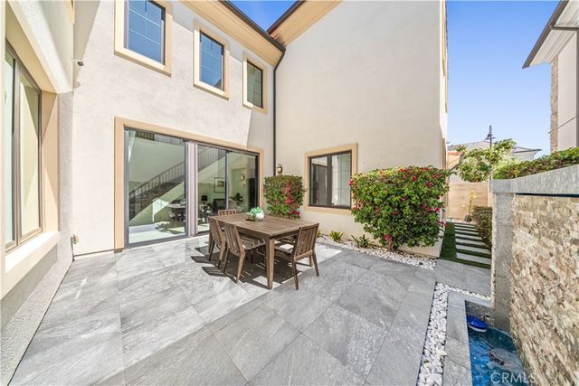 114 Interstellar, Irvine, CA 92618