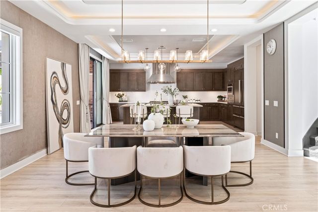114 Interstellar, Irvine, CA 92618