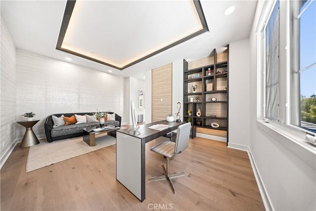 114 Interstellar, Irvine, CA 92618