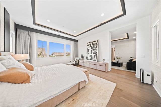 114 Interstellar, Irvine, CA 92618