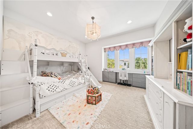 114 Interstellar, Irvine, CA 92618