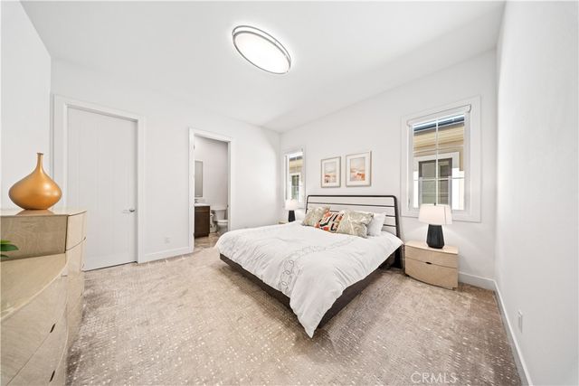 114 Interstellar, Irvine, CA 92618