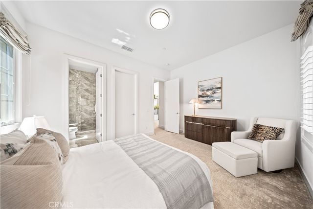 114 Interstellar, Irvine, CA 92618