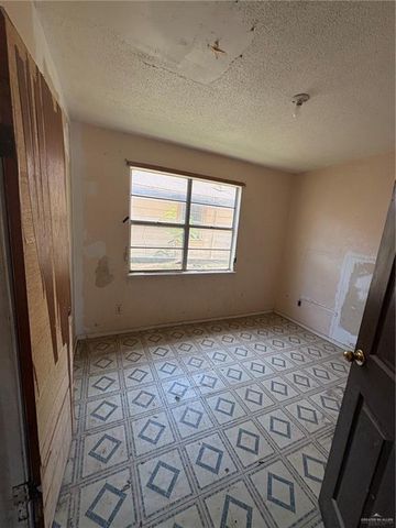 712 E Llano Grande Street, Weslaco, TX 78596
