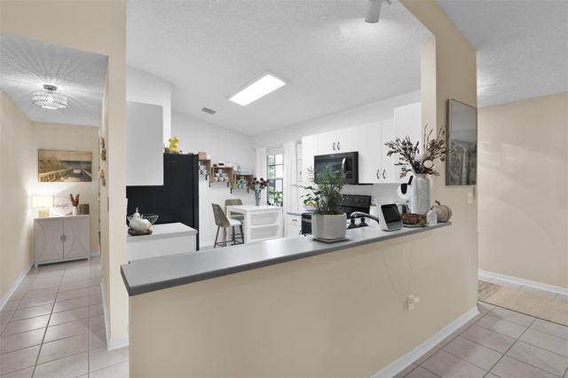 5285 NW 117th Avenue, Coral Springs, FL 33076